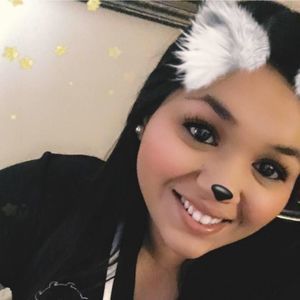 Meet your Posher, Shaina